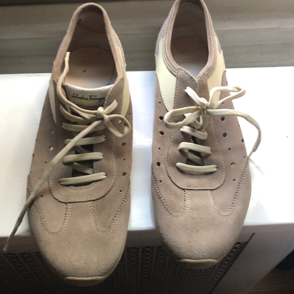 Salvatore Ferragamo Sneakers pre-owned 11/44